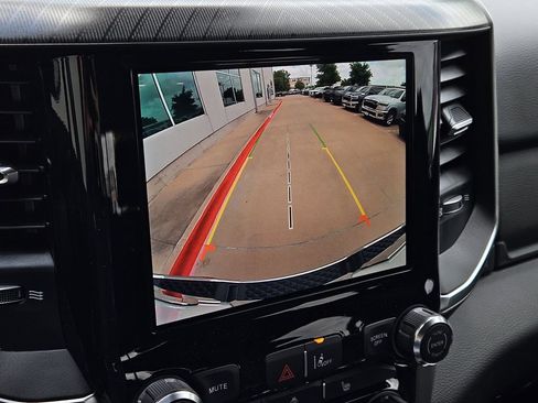 New 2026 RAM 1500 4x4 Crew Cab image 18