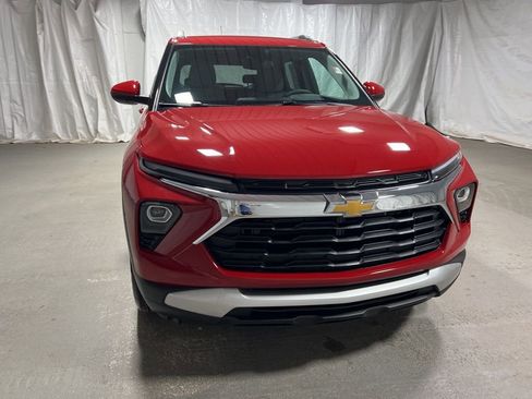 New 2026 Chevrolet TrailBlazer LT FWD image 2