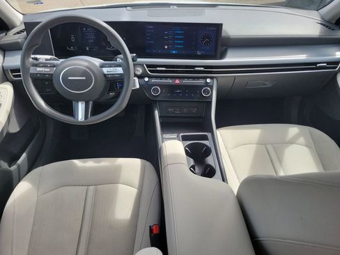 Used 2025 Hyundai Sonata SEL FWD image 9
