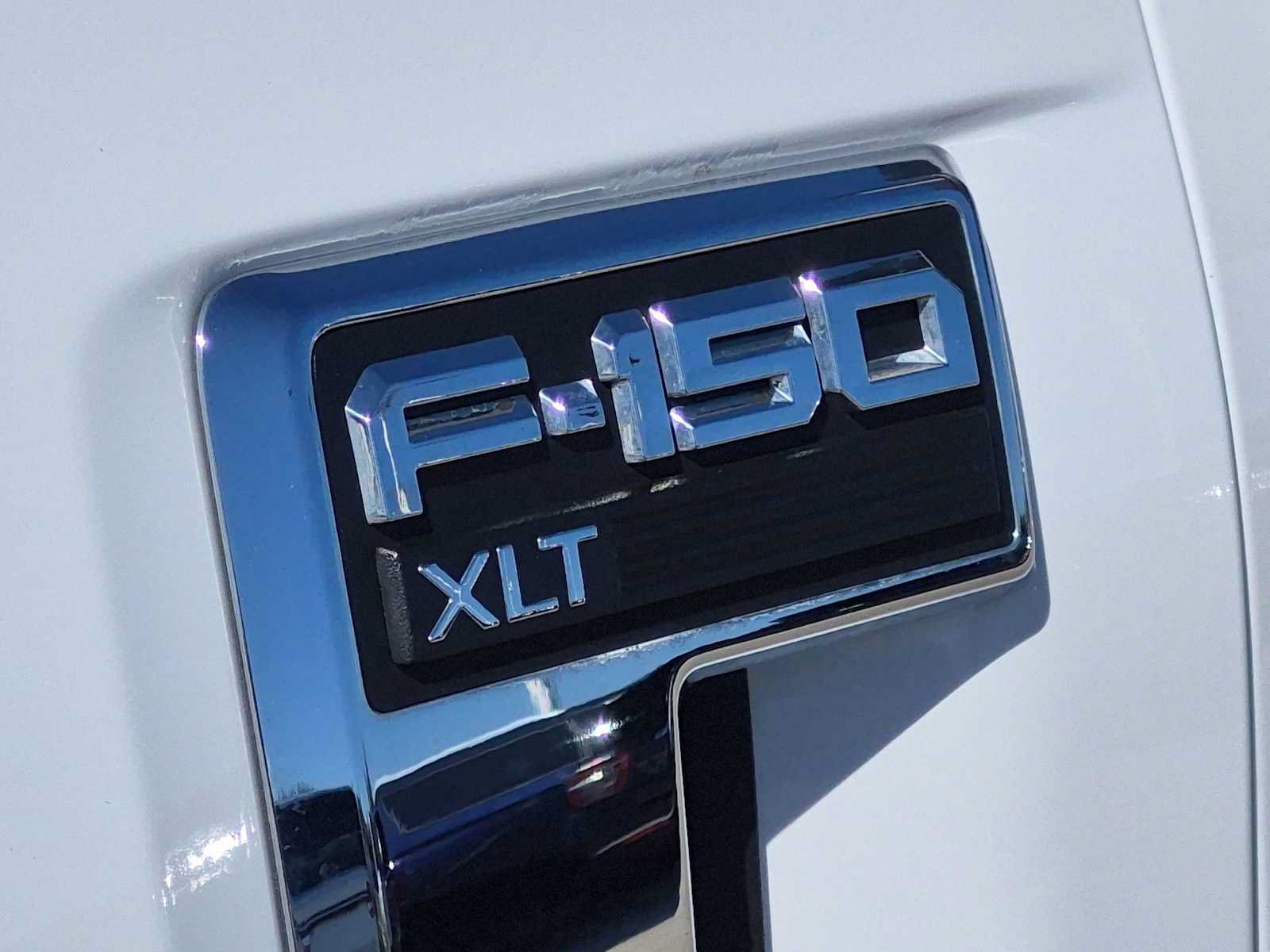Used 2025 Ford F150 XLT w/ Equipment Group 301A Standard AWD/4WD image 12