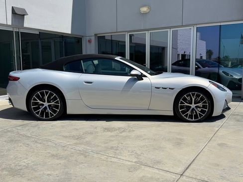 New 2026 Maserati GranCabrio Modena AWD/4WD image 15