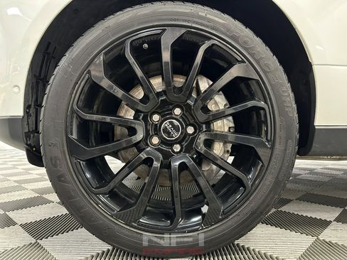 Used 2018 Land Rover Range Rover Supercharged AWD/4WD image 12