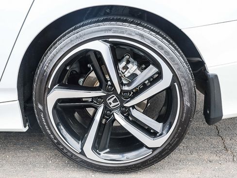 Certified 2022 Honda Accord Sport image 26