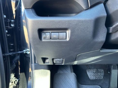 Used 2023 Toyota RAV4 AWD Hybrid image 25