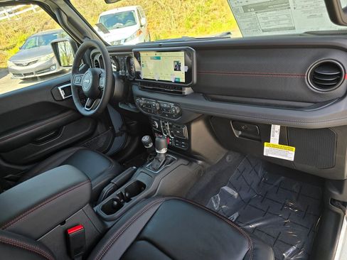 New 2026 Jeep Gladiator Rubicon AWD/4WD image 26