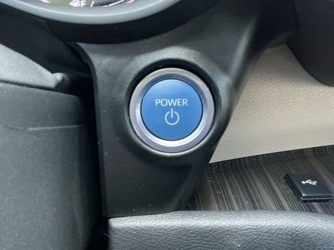 Used 2023 Toyota Sienna Platinum FWD image 20