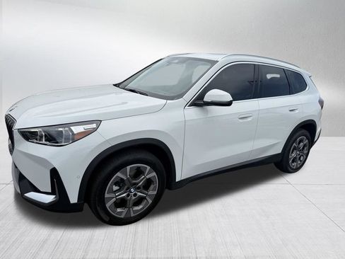 Used 2023 BMW X1 xDrive28i w/ Convenience Package AWD/4WD image 1