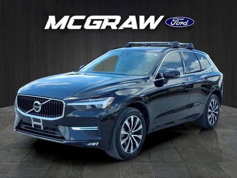 Used 2023 Volvo XC60 B5 Core FWD image 1