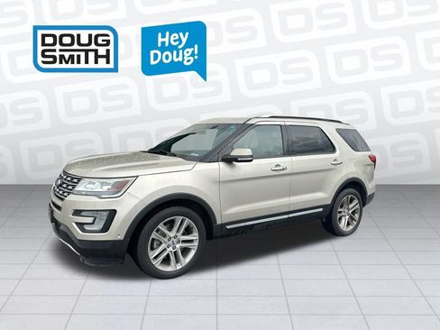 Used 2017 Ford Explorer Limited w/ Equipment Group 301A AWD/4WD image 1