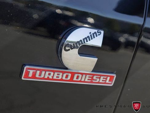 Used 2022 RAM 3500 Laramie AWD/4WD image 4