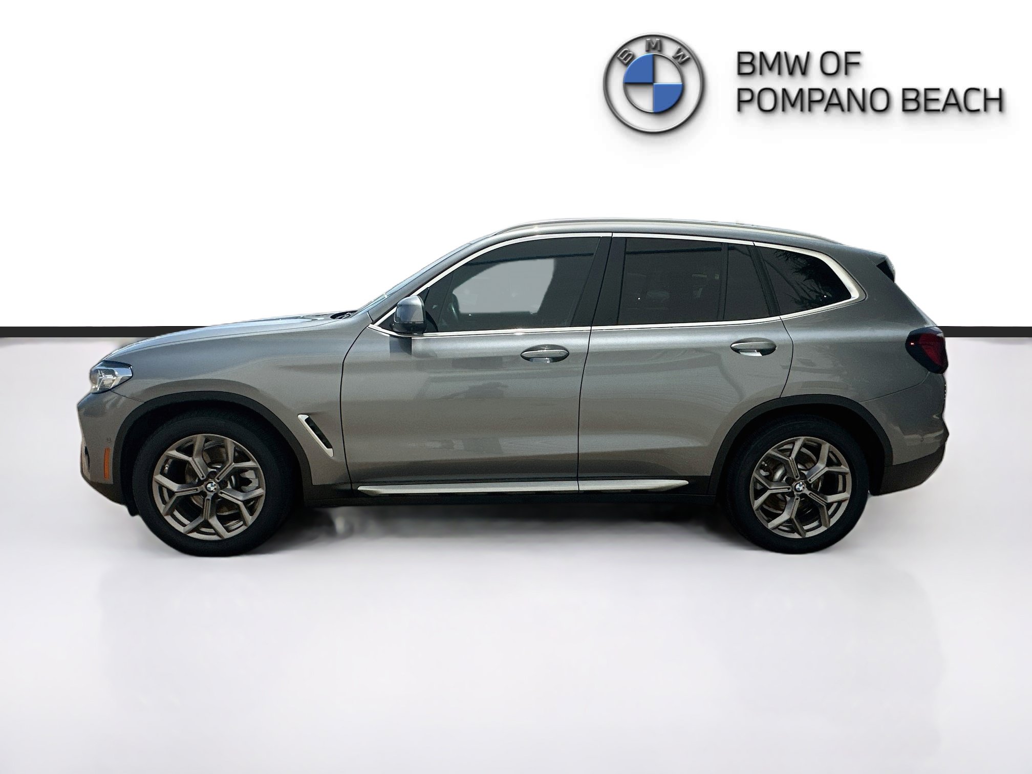 Certified 2024 BMW X3 sDrive30i w/ Convenience Package w/ZPA RWD image 4