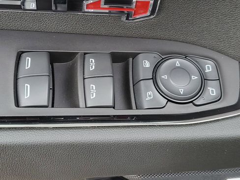 Used 2024 GMC Sierra 1500 AT4 w/ AT4 Preferred Package image 21