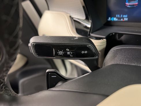 New 2026 Lincoln Corsair Premiere image 20