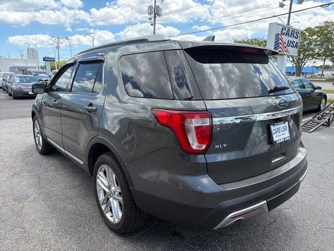 Used 2016 Ford Explorer XLT w/ Equipment Group 201A AWD/4WD image 8