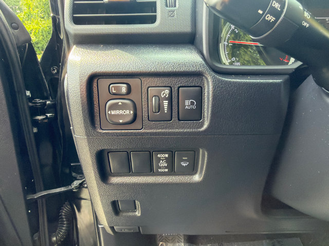 Certified 2024 Toyota 4Runner TRD Off-Road Premium w/ Moonroof Package AWD/4WD image 31