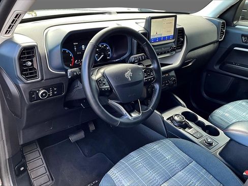 Used 2024 Ford Bronco Sport Heritage w/ Heritage Convenience Package image 7