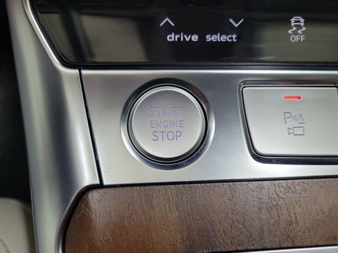 Used 2020 Audi A6 3.0T allroad Premium Plus image 33