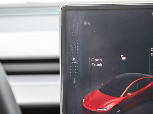Used 2024 Tesla Model 3 Standard Range RWD image 20
