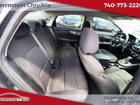 Used 2021 Kia Forte LXS FWD image 13