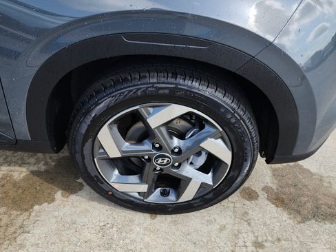 New 2026 Hyundai Venue SEL FWD image 9
