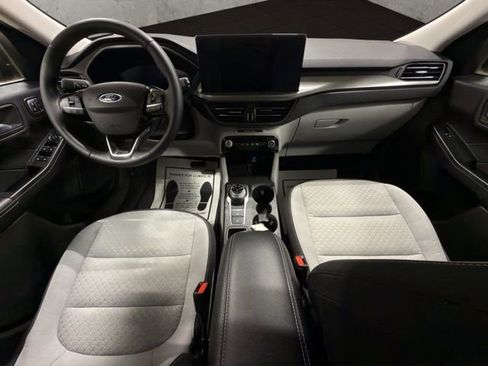 Used 2023 Ford Escape Active w/ Tech Pack #2 image 2