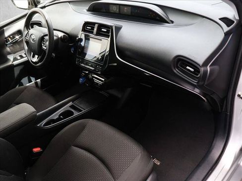 Used 2019 Toyota Prius LE w/ Carpet Mat Package FWD image 25