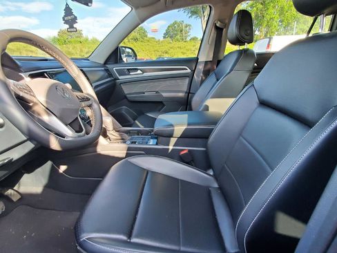 Used 2022 Volkswagen Atlas SE FWD image 3