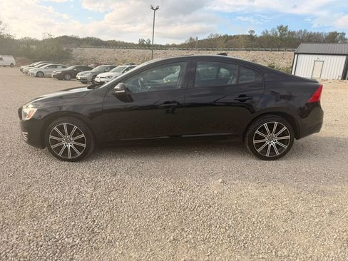 Used 2015 Volvo S60 T5 AWD/4WD image 2