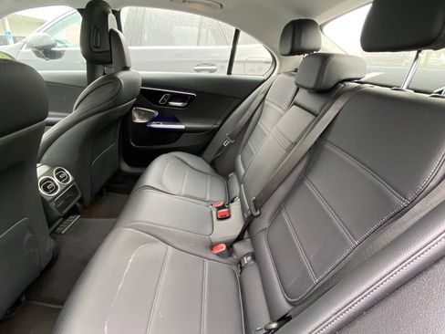 Used 2023 Mercedes-Benz C 300 Sedan image 10