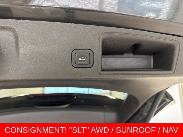 Used 2018 GMC Terrain SLT w/ Preferred Package AWD/4WD image 19