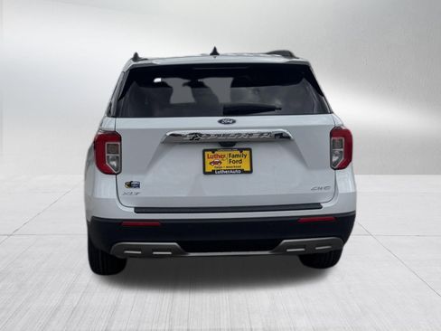 Certified 2023 Ford Explorer XLT w/ Equipment Group 202A AWD/4WD image 6
