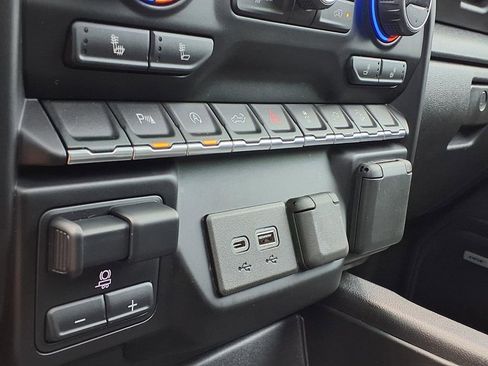 Used 2020 Chevrolet Silverado 1500 LT Trail Boss AWD/4WD image 23