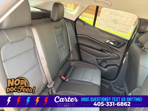 New 2026 Chevrolet Trax LT w/ LT Convenience Package FWD image 25