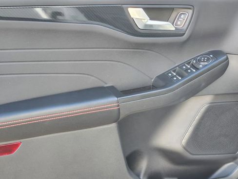 New 2025 Ford Escape ST-Line w/ Tech Pack #1 image 9