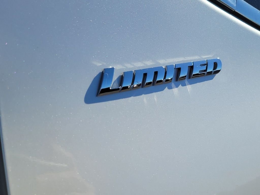 Used 2024 Toyota Tundra Limited AWD/4WD image 13