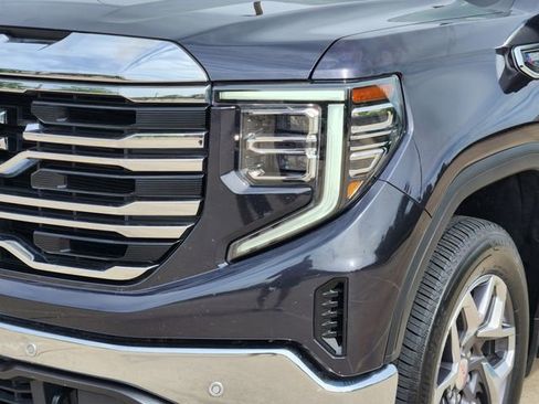 Used 2023 GMC Sierra 1500 SLT RWD image 9