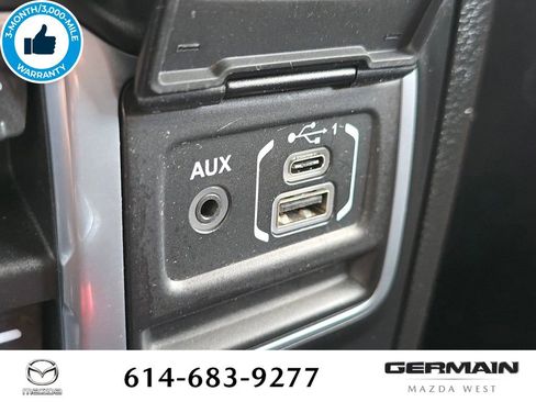 Used 2018 Jeep Wrangler Unlimited Sport S AWD/4WD image 33