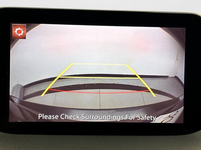 Used 2017 MAZDA MAZDA3 Touring FWD image 16