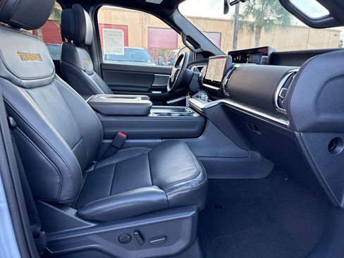 New 2026 Ford Expedition Tremor image 23