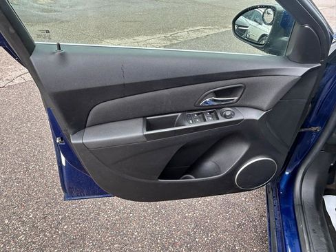 Used 2012 Chevrolet Cruze LT FWD image 14