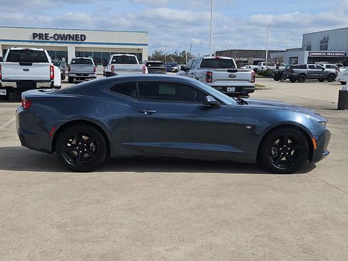 Used 2021 Chevrolet Camaro LT image 2