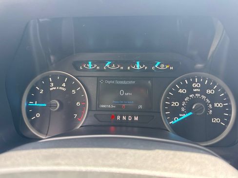 Used 2019 Ford F150 XLT w/ Equipment Group 302A Luxury AWD/4WD image 28