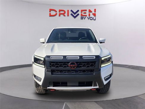 New 2026 Nissan Frontier PRO-4X w/ Pro-4x Convenience Package AWD/4WD image 3
