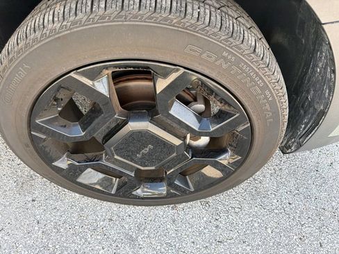 Certified 2025 Kia Sorento SX AWD/4WD image 4