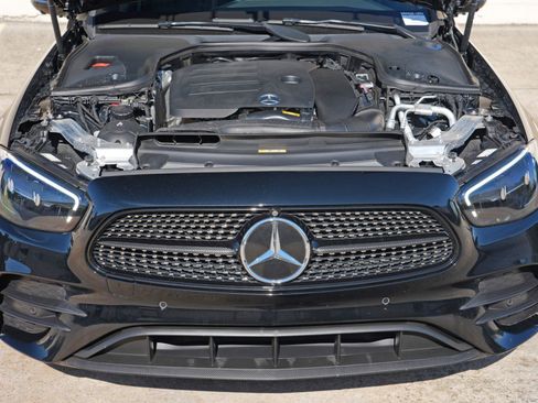 Used 2021 Mercedes-Benz E 350 Sedan w/ Premium Package image 7