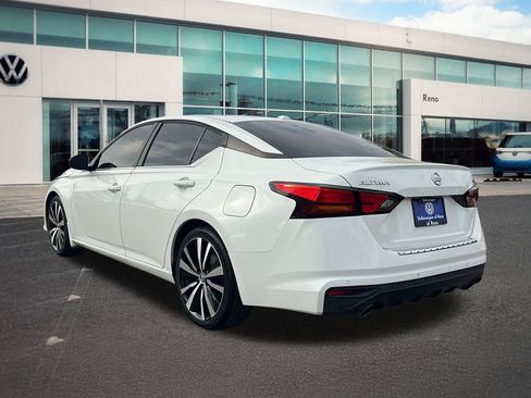 Used 2022 Nissan Altima 2.5 SR FWD image 7