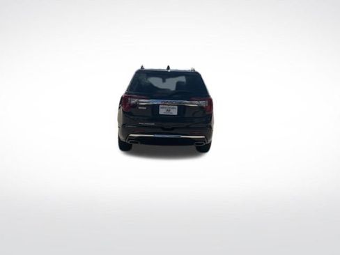 Used 2023 GMC Acadia Denali FWD image 4