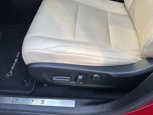 Used 2022 Lexus RX 350L FWD w/ Premium Package image 28