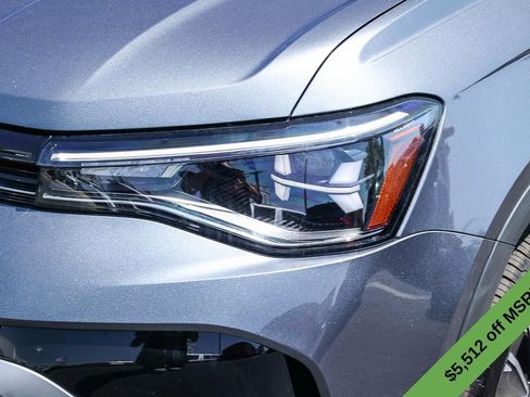 New 2025 Volkswagen Taos SE image 21