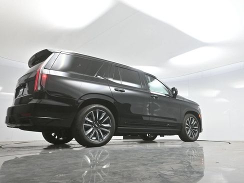 Used 2024 Cadillac Escalade Sport w/ Touring Package AWD/4WD image 67